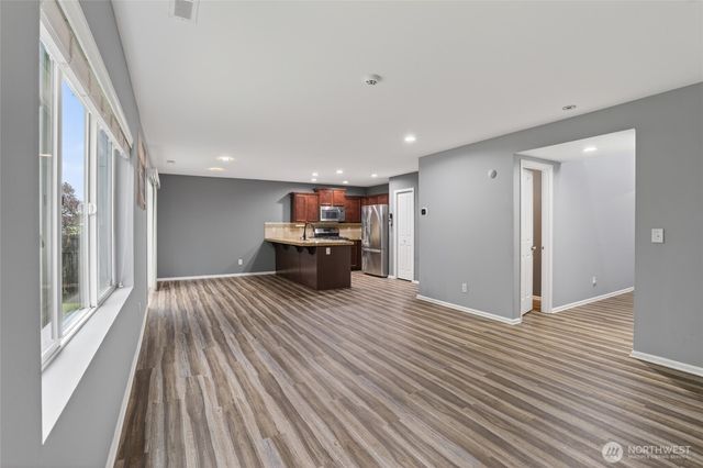 4224 E T Street, Tacoma, WA 98404