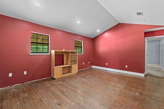 85 Newman Camp Rd., Sumrall, MS 39482