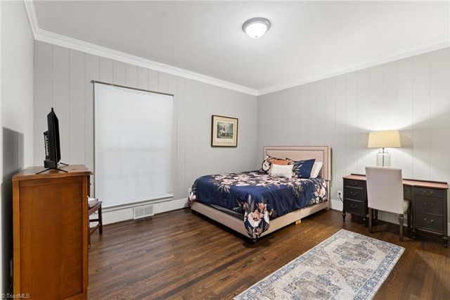 706 W Cornwallis Drive, Greensboro, NC 27408