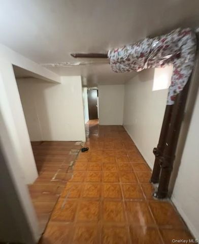179-26 142nd Avenue, Jamaica, NY 11434