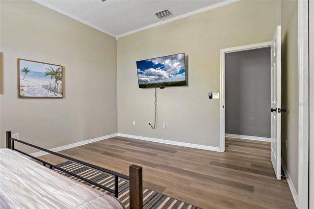 513 MERES BOULEVARD, Tarpon Springs, FL 34689