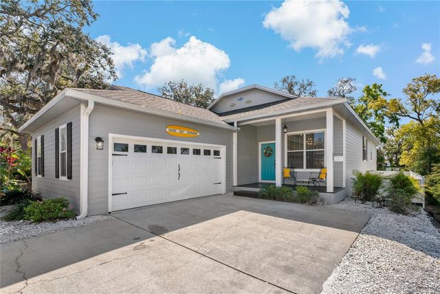 513 MERES BOULEVARD, Tarpon Springs, FL 34689