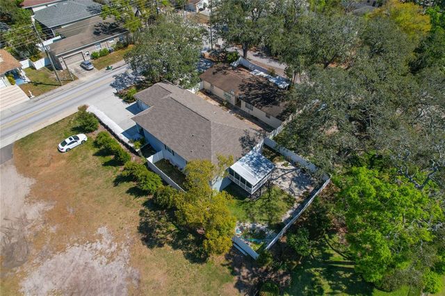 513 MERES BOULEVARD, Tarpon Springs, FL 34689