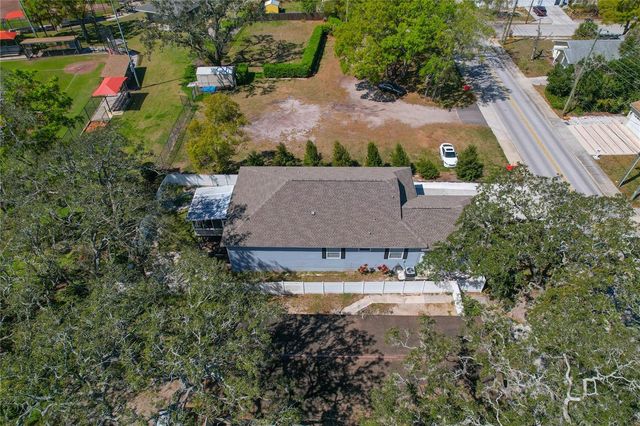 513 MERES BOULEVARD, Tarpon Springs, FL 34689
