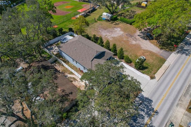 513 MERES BOULEVARD, Tarpon Springs, FL 34689