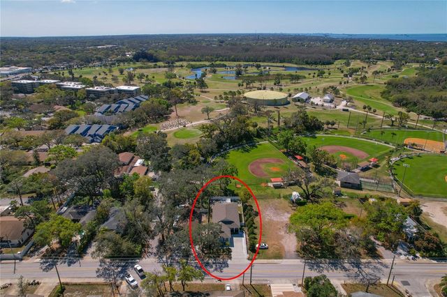 513 MERES BOULEVARD, Tarpon Springs, FL 34689