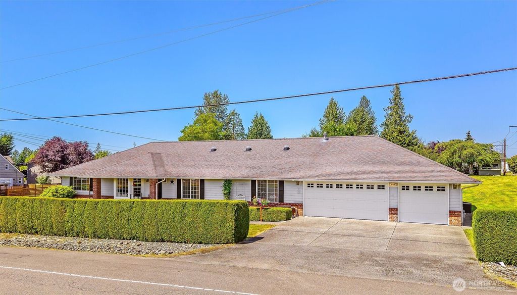 8709 8th Street SE, Lake Stevens, WA 98258
