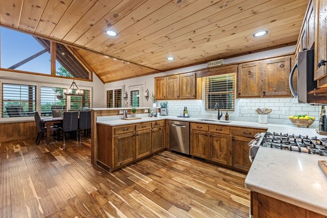 128 Ridge Brook Drive, Morganton, GA 30560