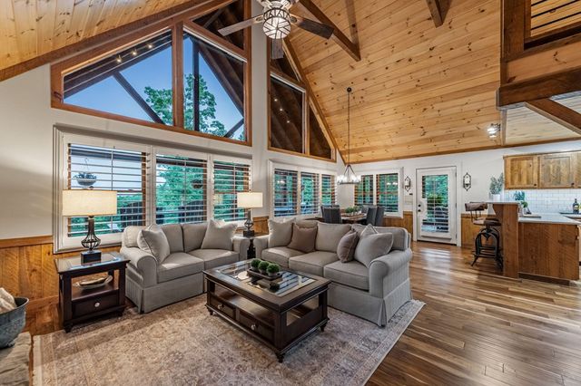 128 Ridge Brook Drive, Morganton, GA 30560