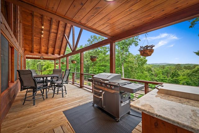 128 Ridge Brook Drive, Morganton, GA 30560