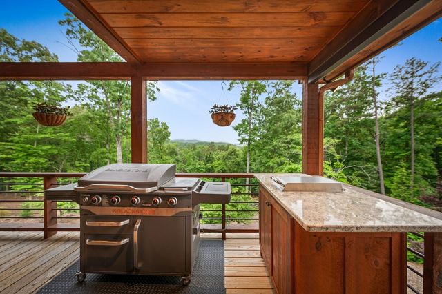 128 Ridge Brook Drive, Morganton, GA 30560