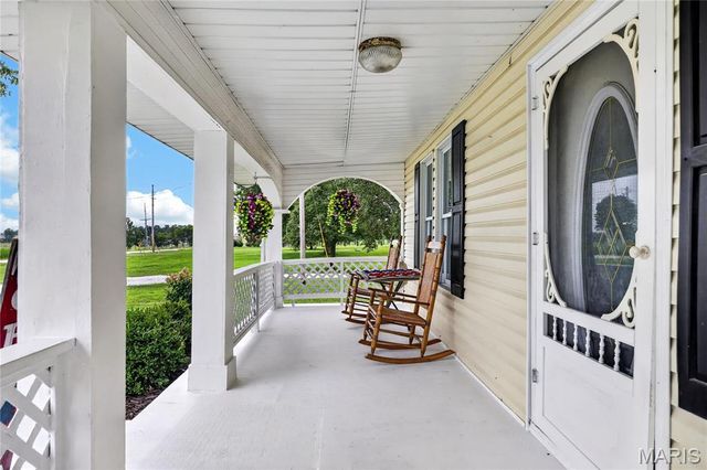 435 Highway T, Foristell, MO 63348