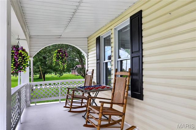 435 Highway T, Foristell, MO 63348