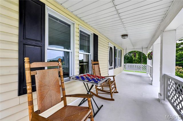 435 Highway T, Foristell, MO 63348