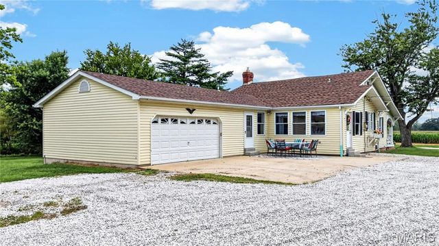 435 Highway T, Foristell, MO 63348