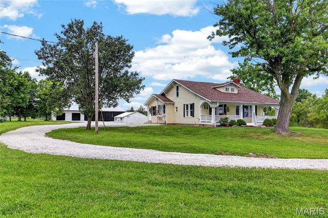 435 Highway T, Foristell, MO 63348