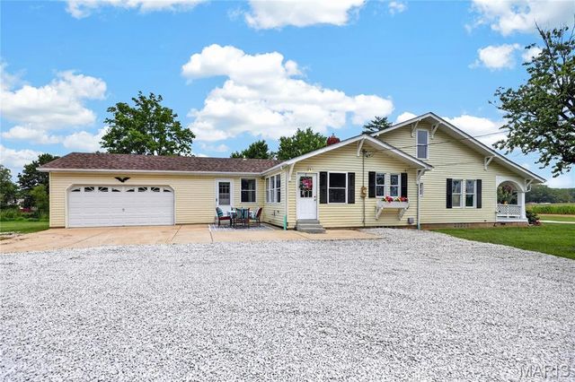 435 Highway T, Foristell, MO 63348
