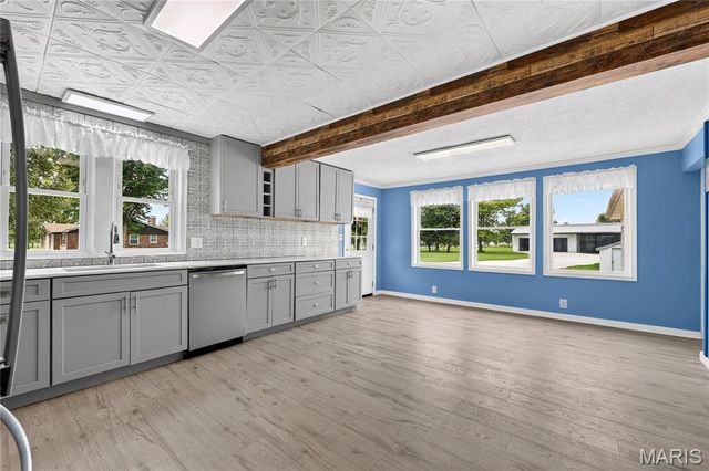 435 Highway T, Foristell, MO 63348