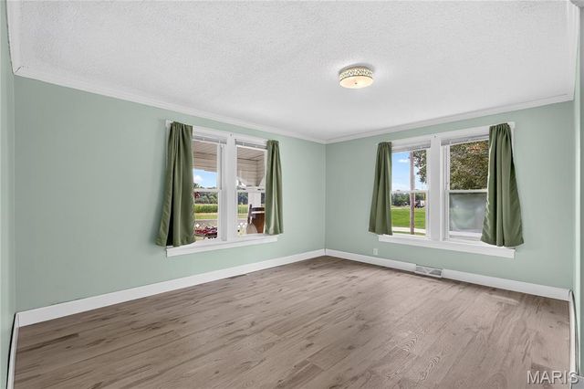 435 Highway T, Foristell, MO 63348