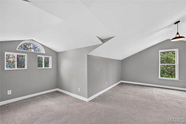 435 Highway T, Foristell, MO 63348