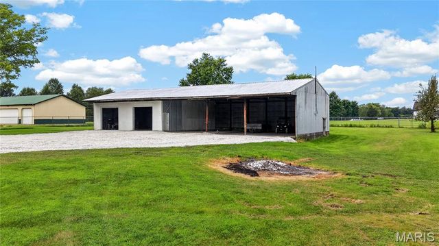 435 Highway T, Foristell, MO 63348