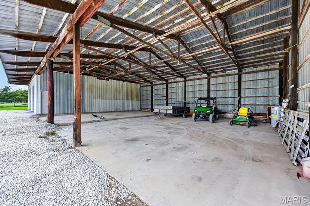 435 Highway T, Foristell, MO 63348