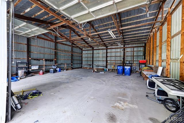 435 Highway T, Foristell, MO 63348