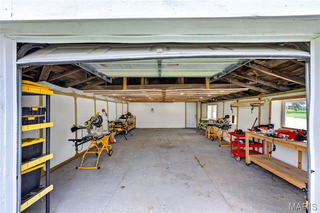 435 Highway T, Foristell, MO 63348