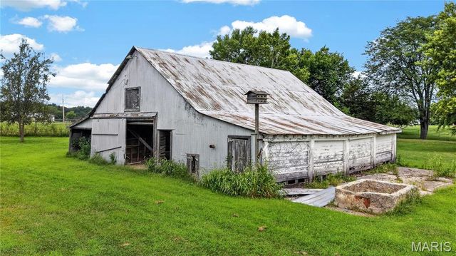 435 Highway T, Foristell, MO 63348