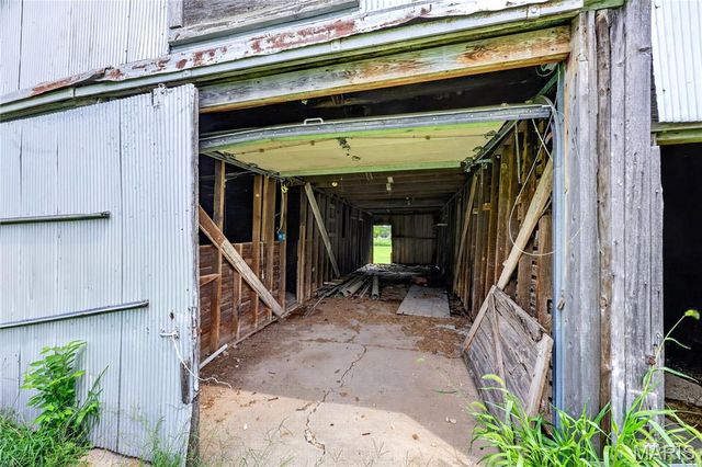 435 Highway T, Foristell, MO 63348