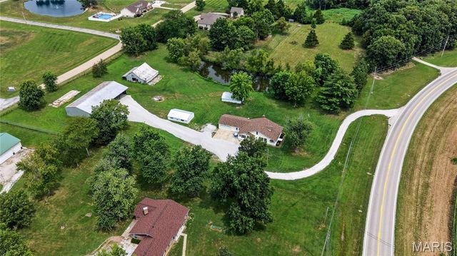 435 Highway T, Foristell, MO 63348