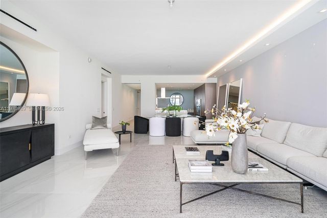 18501 Collins Ave 2003, Sunny Isles Beach, FL 33160