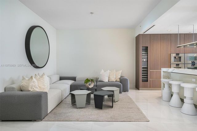 18501 Collins Ave 2003, Sunny Isles Beach, FL 33160