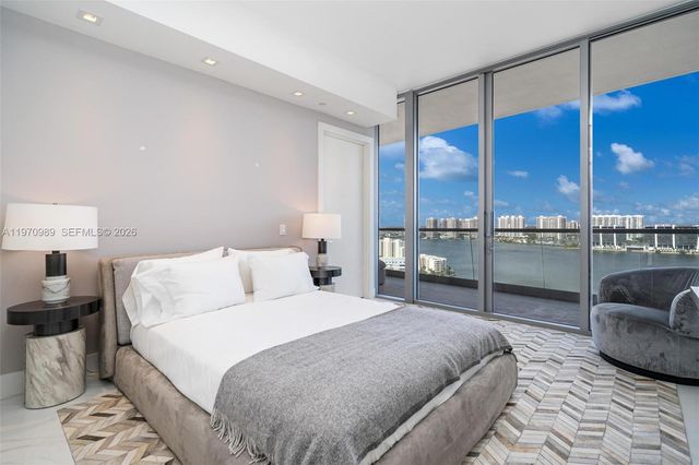 18501 Collins Ave 2003, Sunny Isles Beach, FL 33160