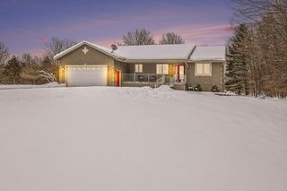 425 E Sternberg Road, Norton Shores, MI 49441