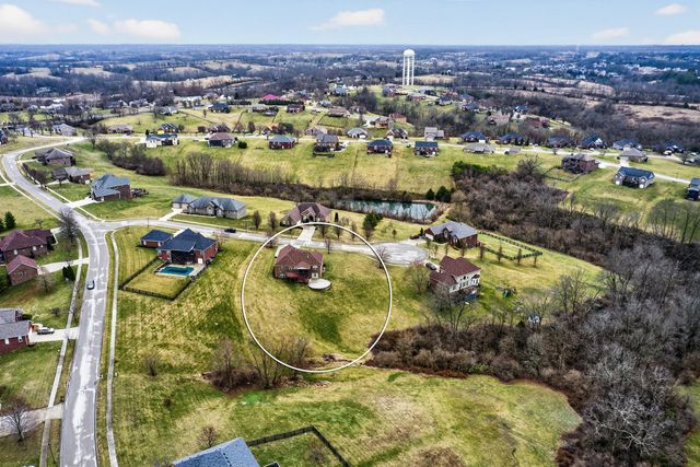 406 Red Square Court, Richmond, KY 40475