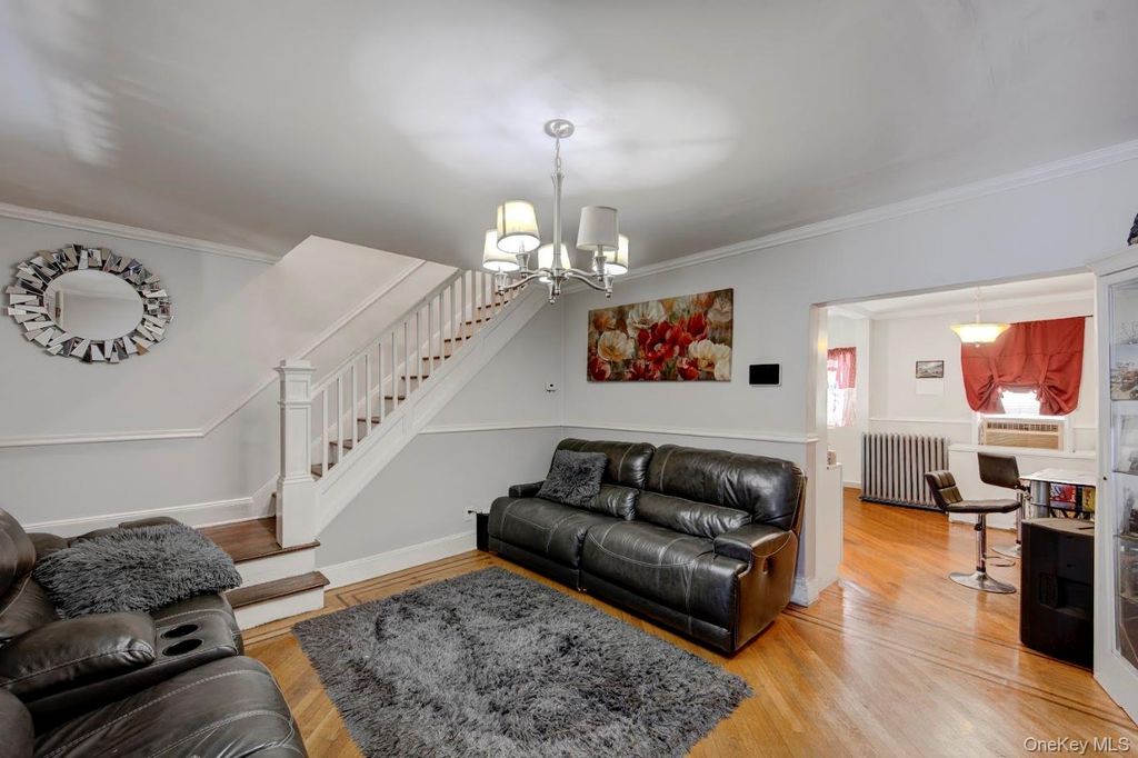 13829 248th Street, Rosedale, NY 11422 — photo 2