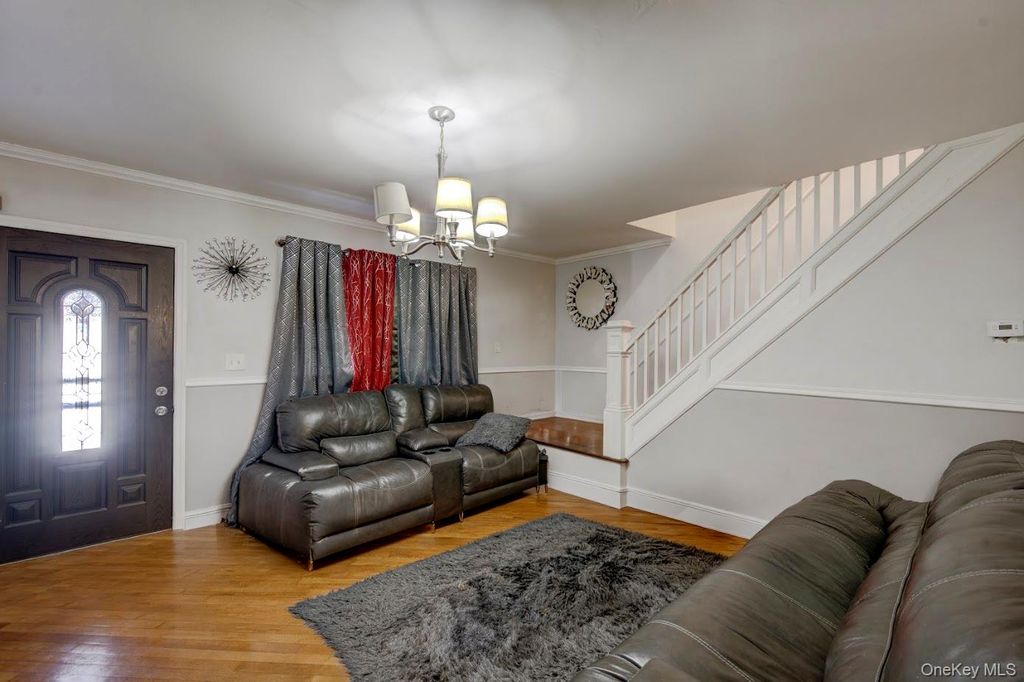 13829 248th Street, Rosedale, NY 11422 — photo 4