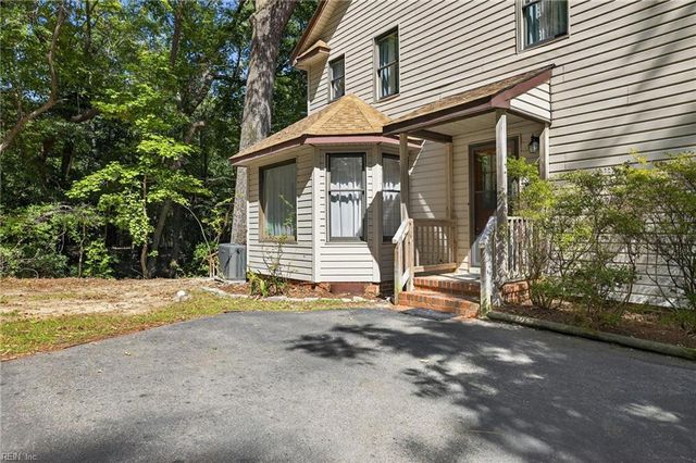 23285 Lake Shores CT, Carrollton, VA 23314