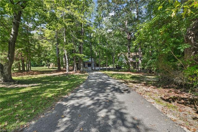 23285 Lake Shores CT, Carrollton, VA 23314