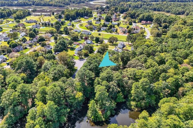 23285 Lake Shores CT, Carrollton, VA 23314