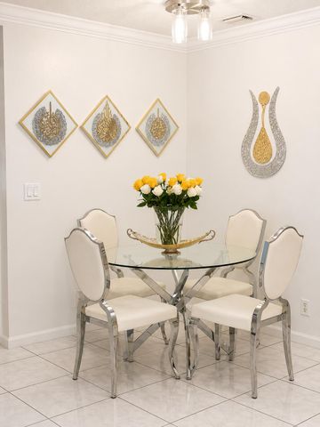 821 Hampton Road, West Palm Beach, FL 33405