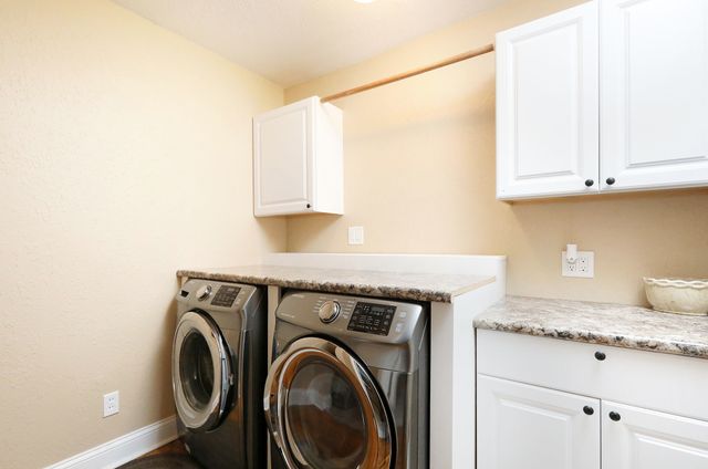 4119 70th Street, Urbandale, IA 50322