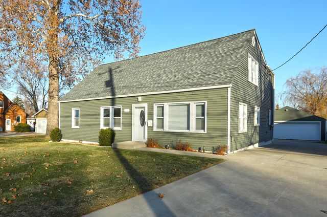 4119 70th Street, Urbandale, IA 50322