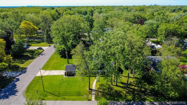 2505 Townhill, Troy, MI 48084