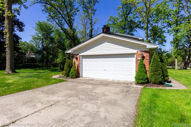 2505 Townhill, Troy, MI 48084