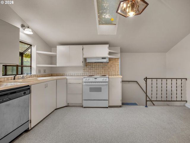 3326 Ne 15TH Ave, Portland, OR 97212