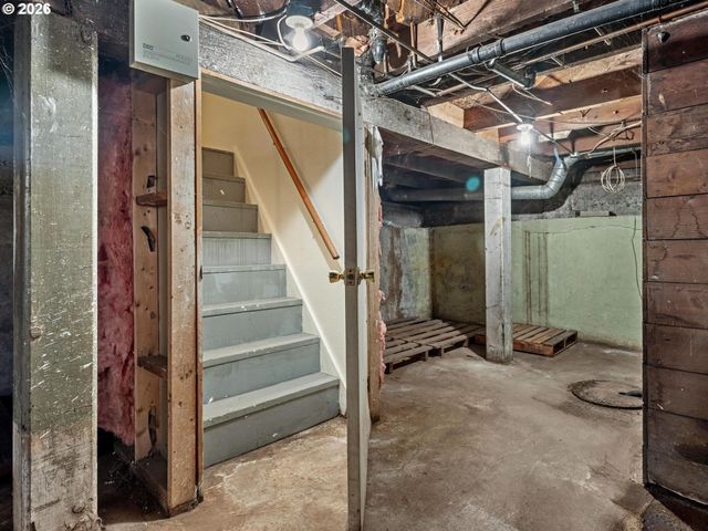 3326 Ne 15TH Ave, Portland, OR 97212
