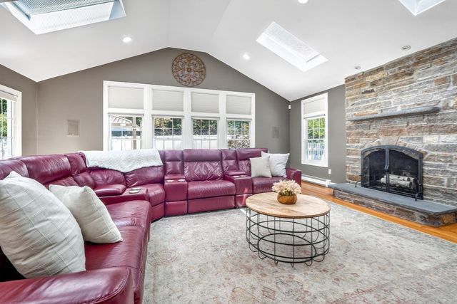 20 Winter Street, Medfield, MA 02052