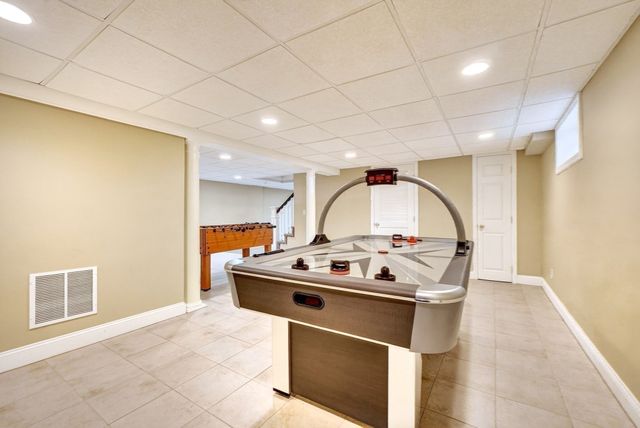 20 Winter Street, Medfield, MA 02052
